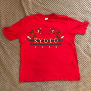 *NEVER WORN Urban Outfitters Graphic Tee